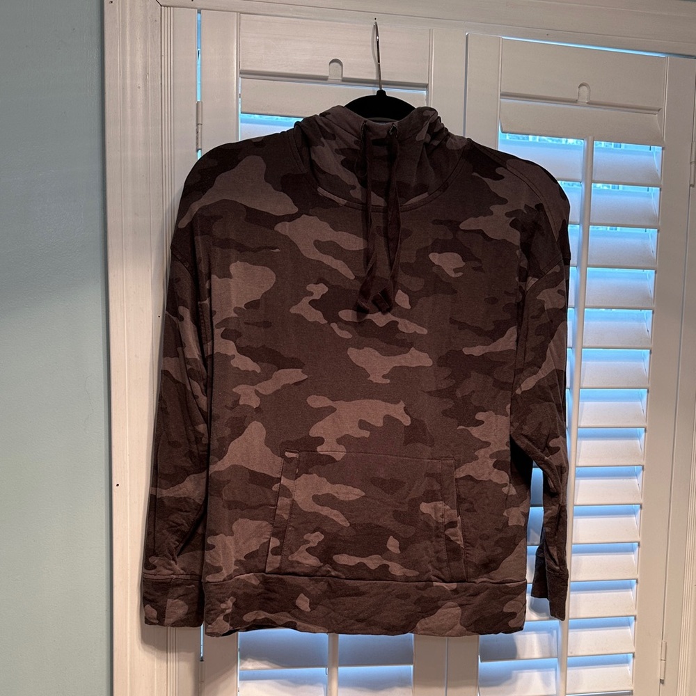 Banana Republic Women's Dark Brown Camo Hoodie
